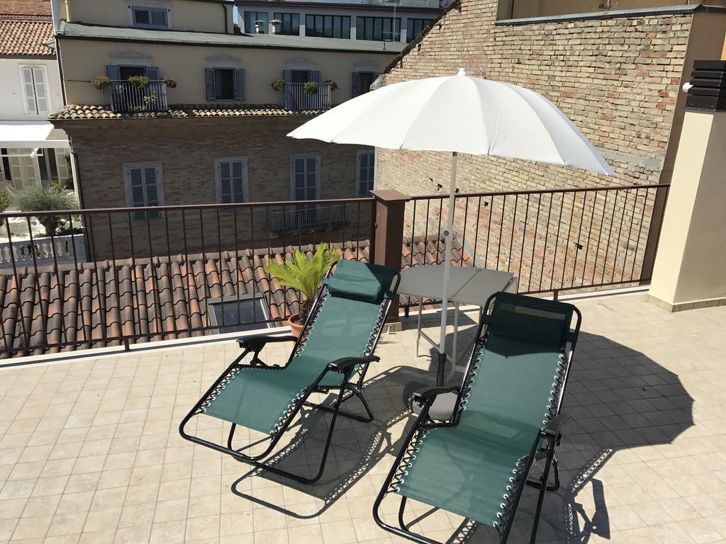 Hotel Mario Al Borgo San Benedetto del Tronto Exterior foto